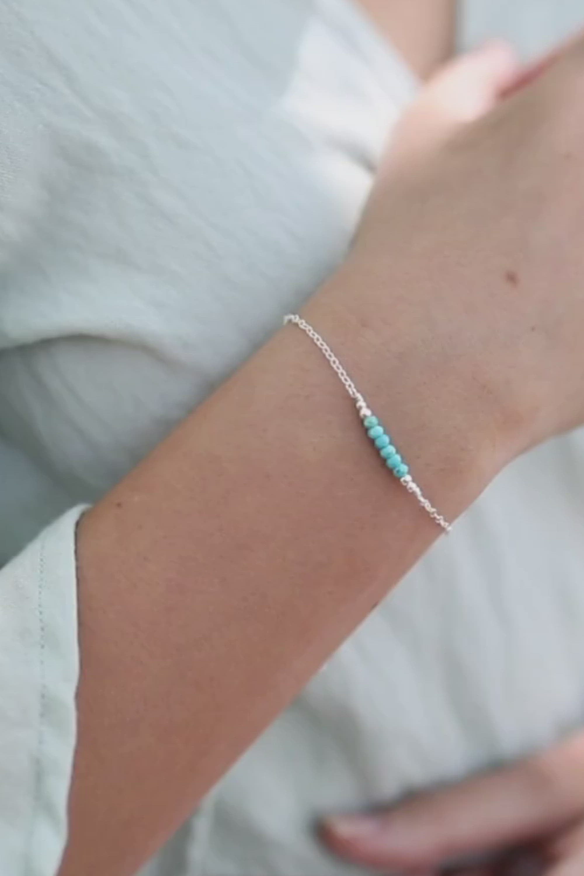 Sparkling Turquoise Gemstone Faceted Bead Bar Bracelet