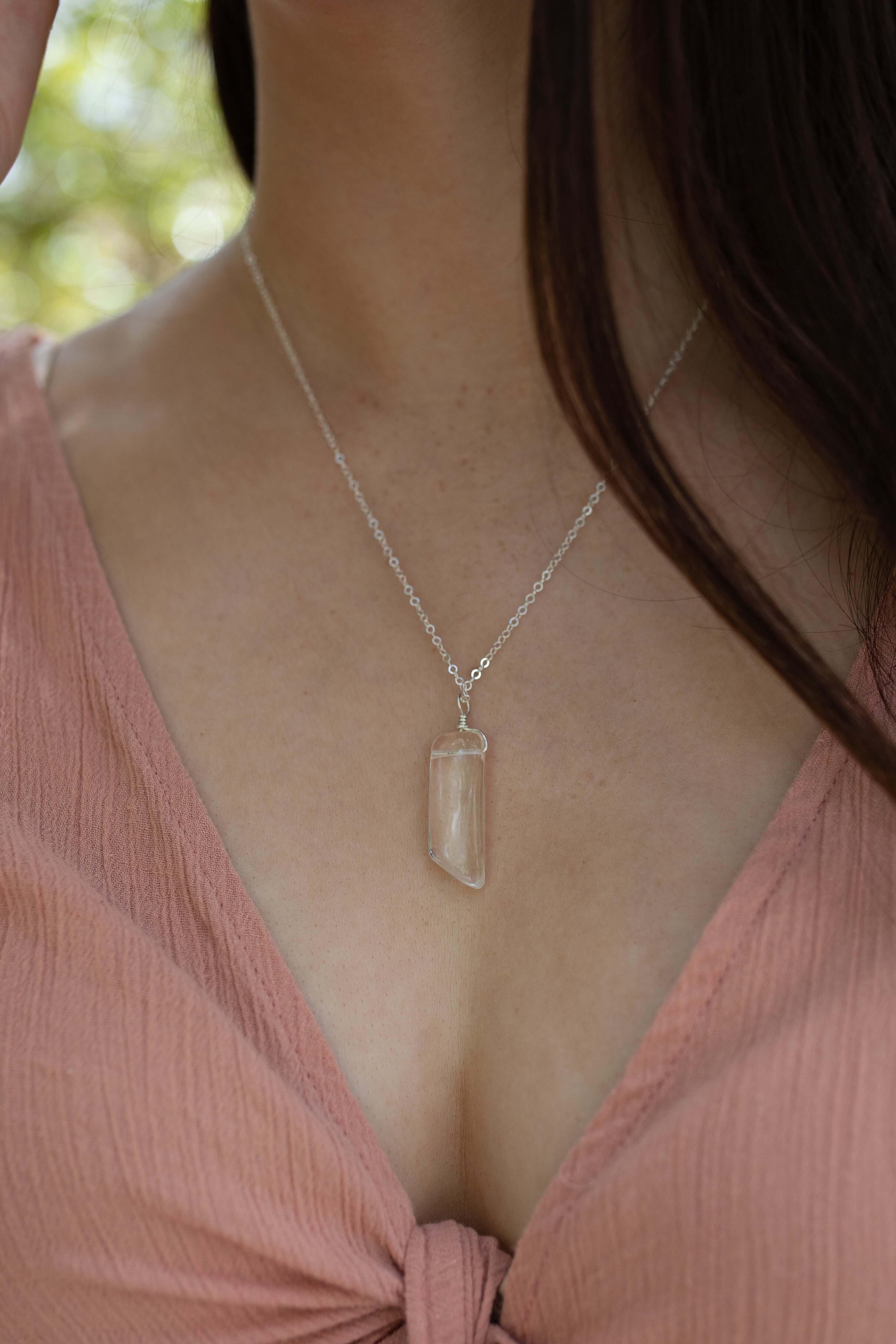 Smooth Crystal Quartz Natural Point Crystal Necklace - Smooth Crystal Quartz Natural Point Crystal Necklace - 14k Gold Fill / Cable - Luna Tide Handmade Crystal Jewellery