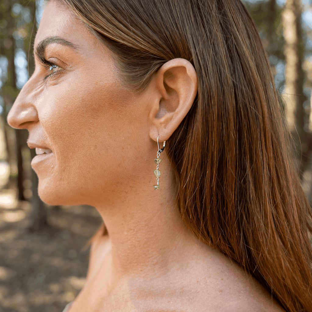 Peridot Crystal Beaded Chain Dangle Leverback Earrings - Peridot Crystal Beaded Chain Dangle Leverback Earrings - Sterling Silver - Luna Tide Handmade Crystal Jewellery