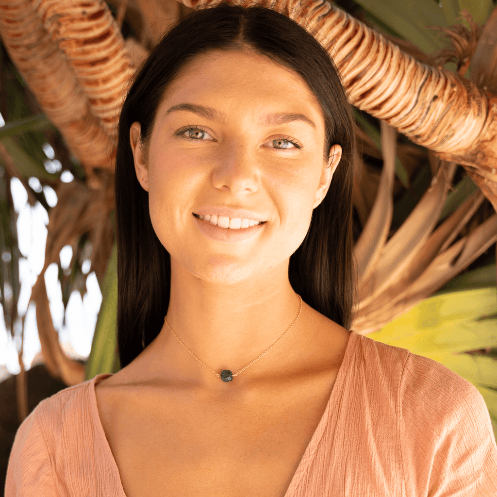 Tiny Raw Lapis Lazuli Crystal Nugget Choker - Tiny Raw Lapis Lazuli Crystal Nugget Choker - 14k Gold Fill - Luna Tide Handmade Crystal Jewellery