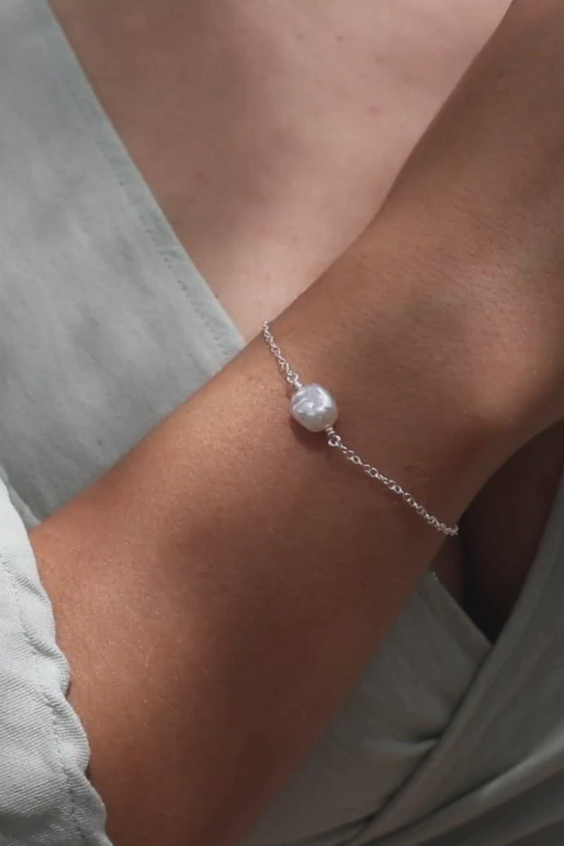 Raw White Freshwater Pearl Crystal Nugget Bracelet