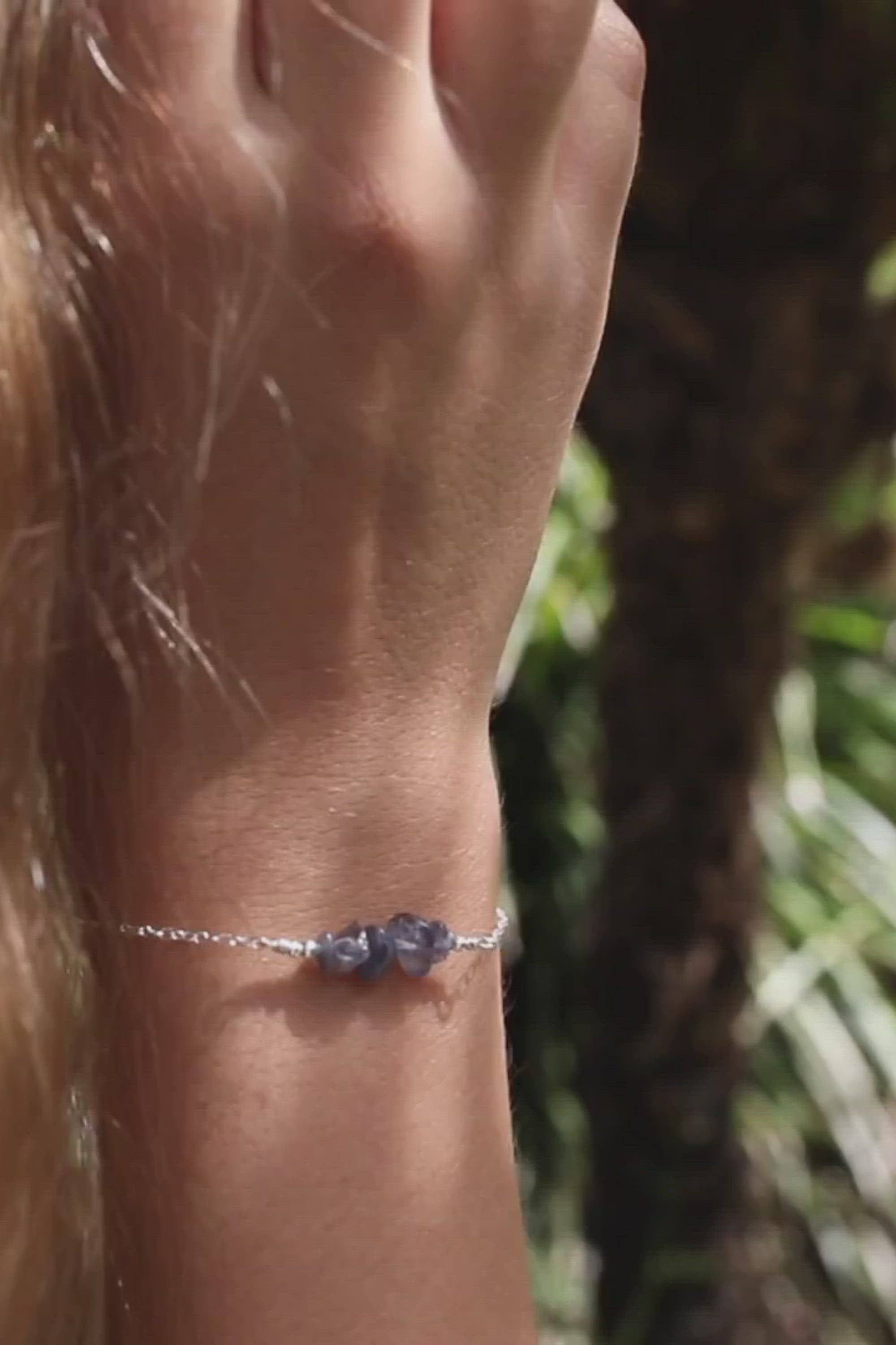 Iolite Chip Bead Bar Bracelet