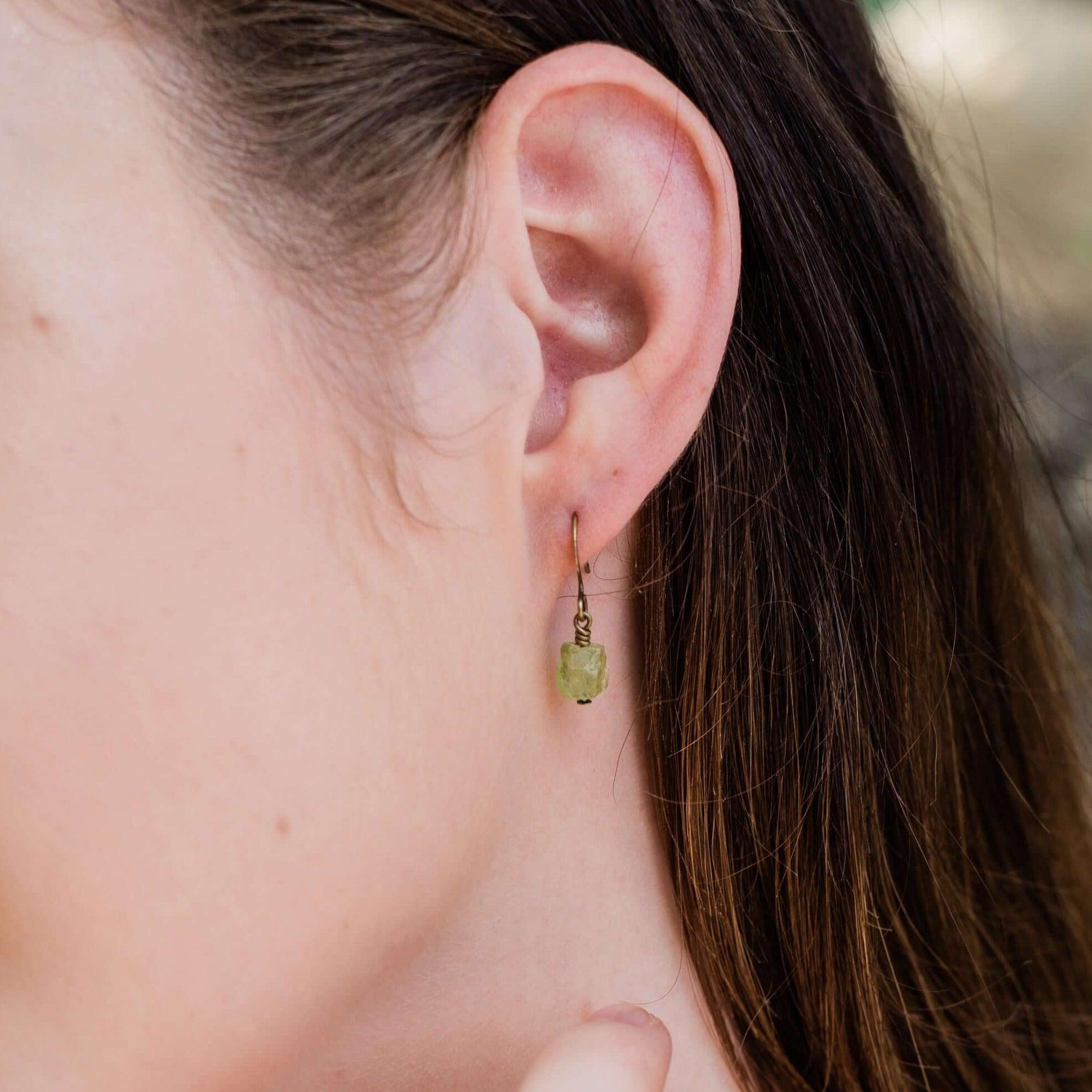Raw Green Peridot Crystal Dangle Drop Earrings - Raw Green Peridot Crystal Dangle Drop Earrings - Sterling Silver - Luna Tide Handmade Crystal Jewellery