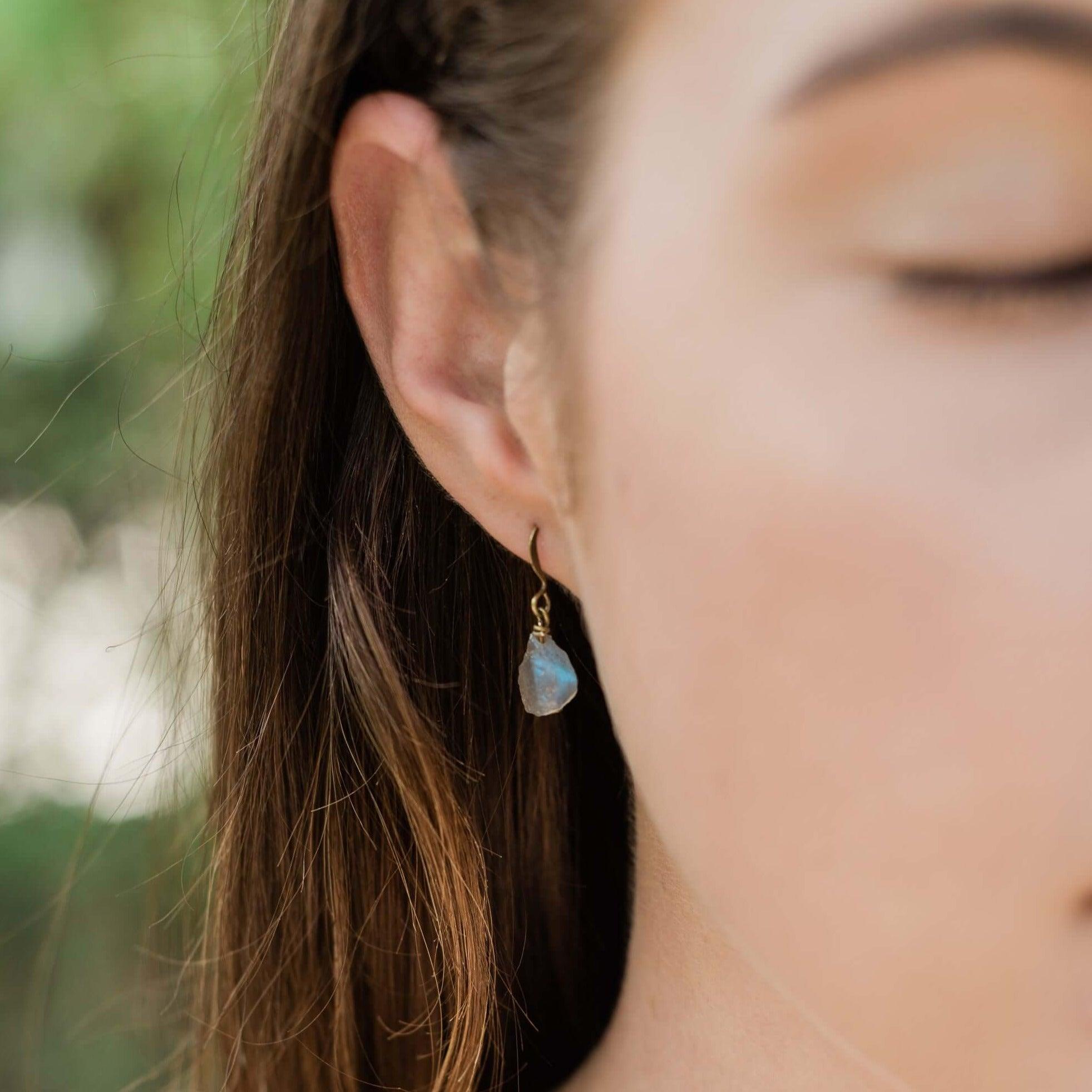 Raw Grey Labradorite Crystal Dangle Drop Earrings - Raw Grey Labradorite Crystal Dangle Drop Earrings - 14k Gold Fill - Luna Tide Handmade Crystal Jewellery